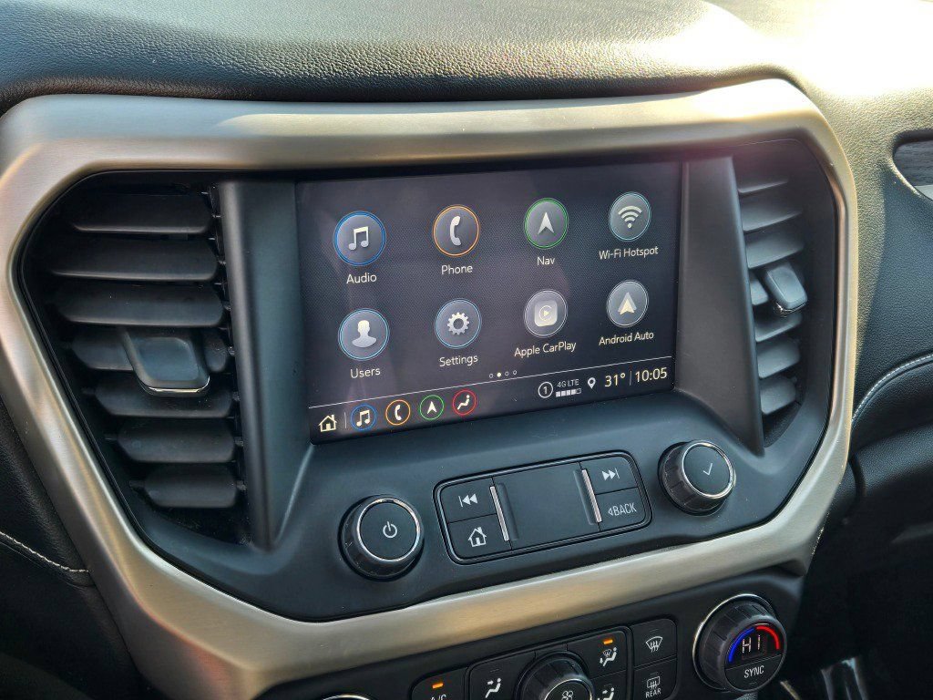 Used 2021 GMC Acadia Denali w/ Denali Ultimate Package AWD/4WD image 27
