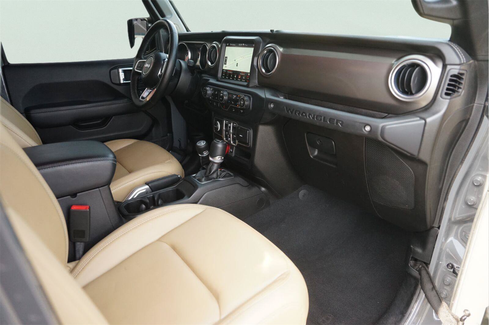 Used 2019 Jeep Wrangler Unlimited Rubicon AWD/4WD image 17