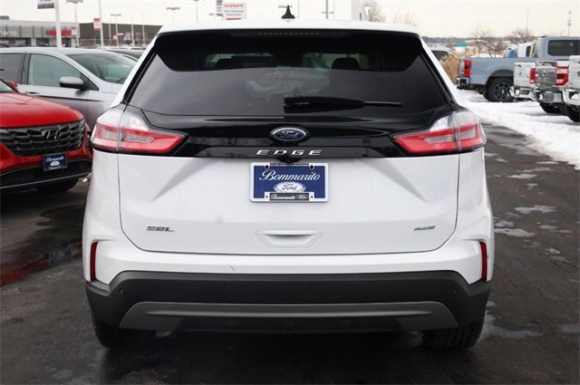Certified 2024 Ford Edge SEL image 4