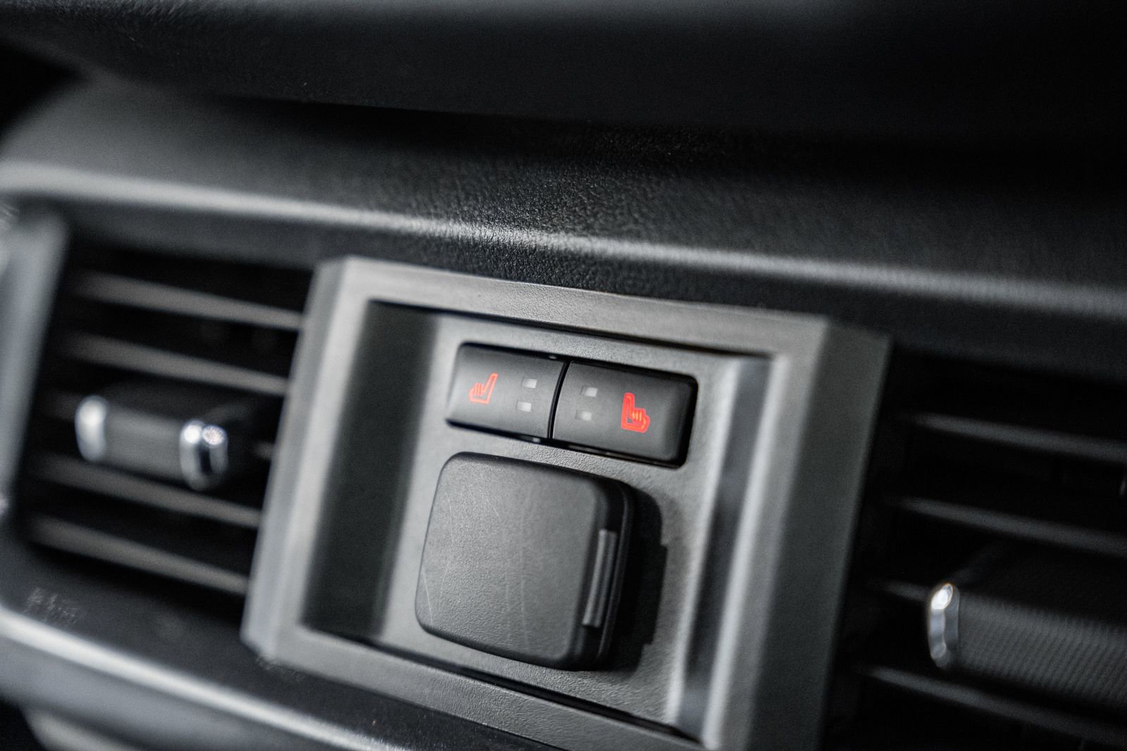 Certified 2023 Ford F150 Lariat w/ Equipment Group 502A High image 40