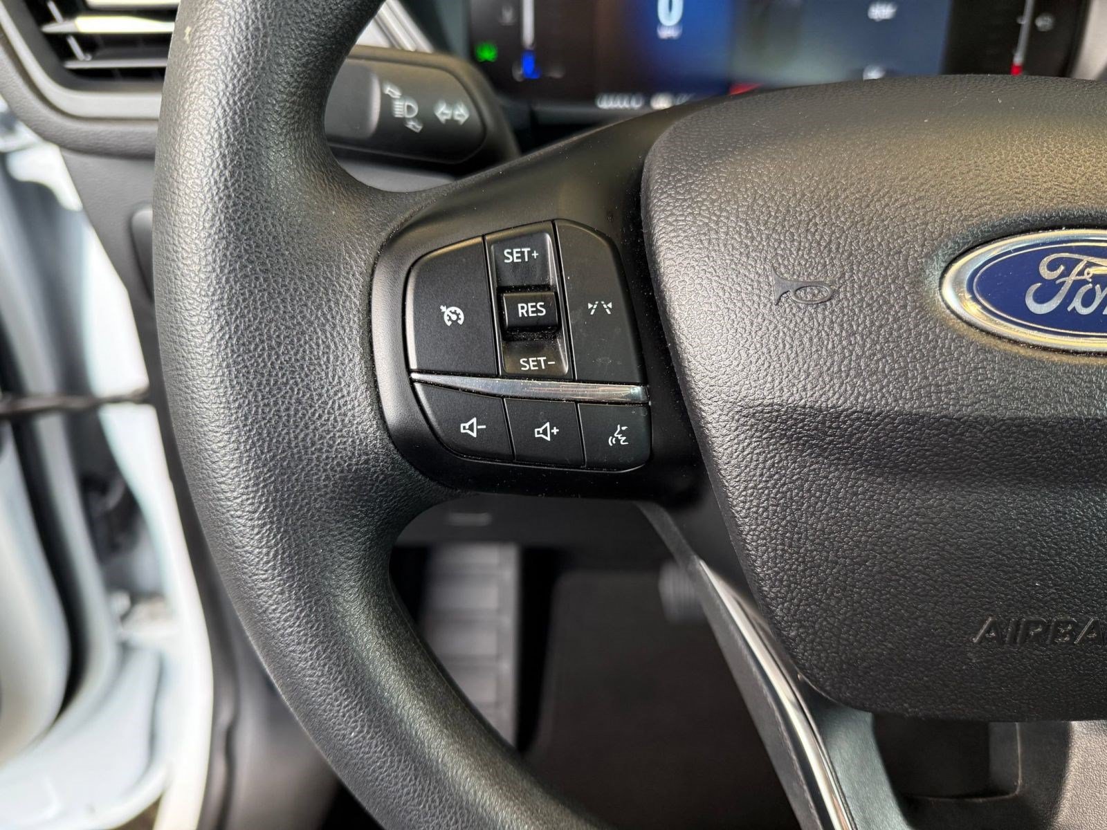 Certified 2025 Ford Escape Active FWD image 17