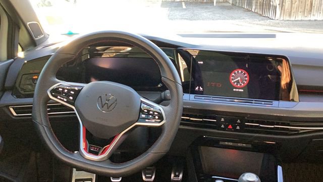 Used 2024 Volkswagen GTI SE image 18