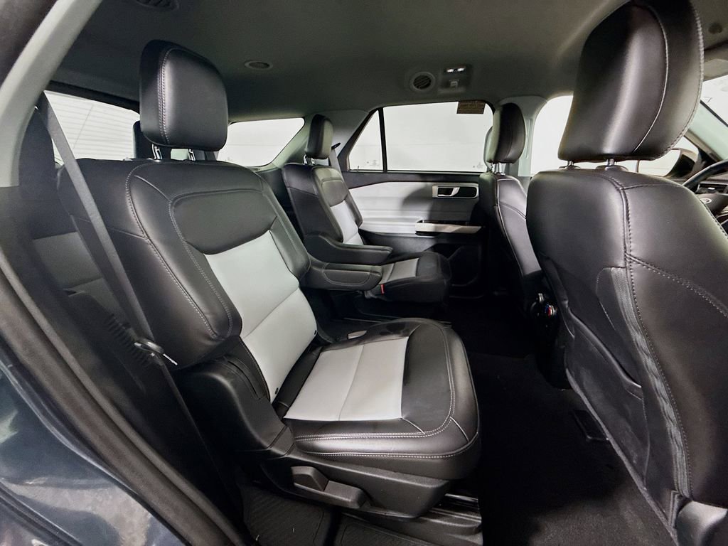 Certified 2023 Ford Explorer XLT w/ Equipment Group 202A image 28