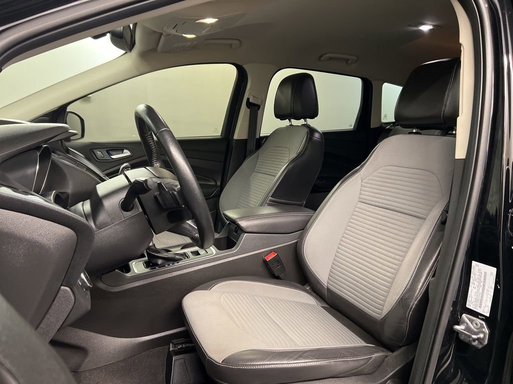 Certified 2017 Ford Escape Titanium image 25