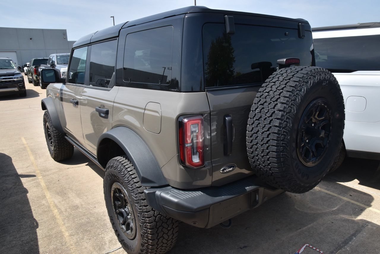 Certified 2025 Ford Bronco Badlands AWD/4WD image 8
