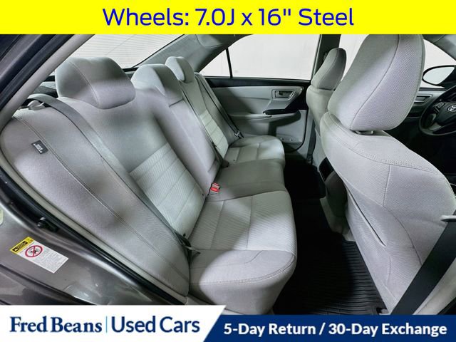 Used 2017 Toyota Camry LE FWD image 28