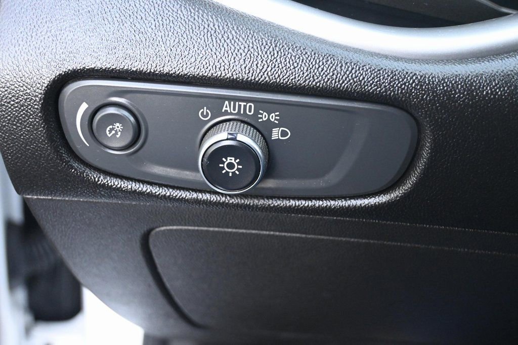 Used 2024 Chevrolet Malibu LT image 32