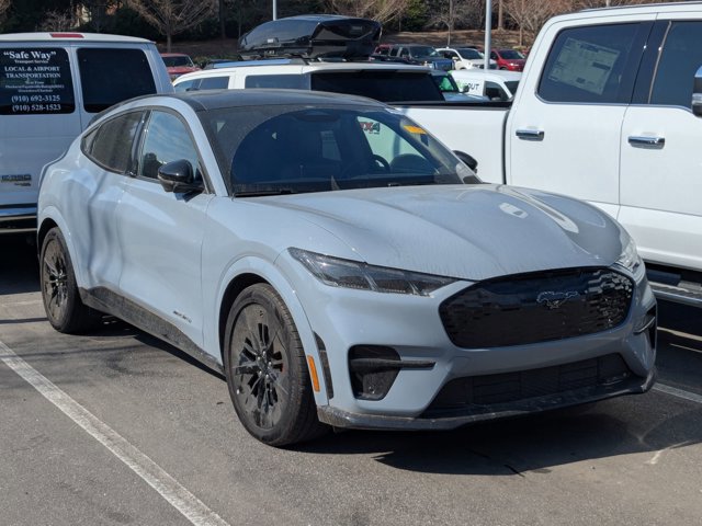 Certified 2025 Ford Mustang Mach-E GT image 7