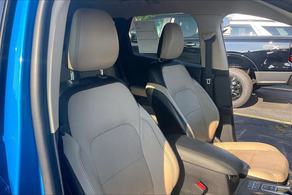 Certified 2020 Ford Escape Titanium AWD/4WD image 6