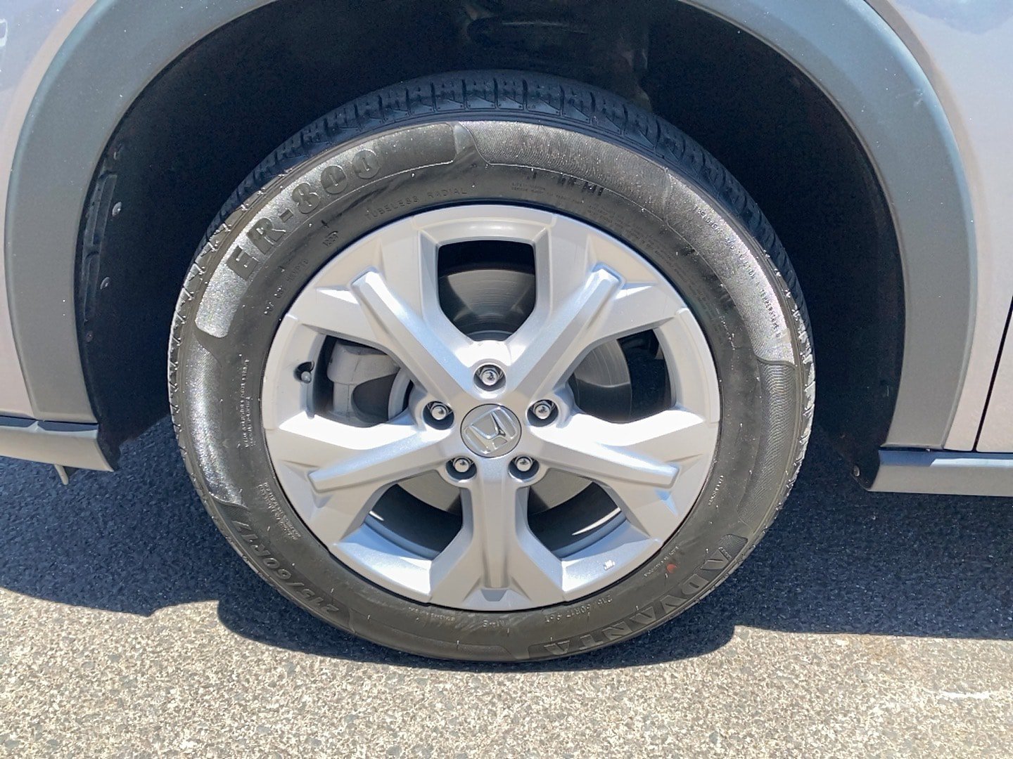 Used 2023 Honda HR-V LX image 9