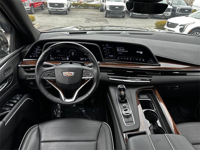 Used 2023 Cadillac Escalade Premium Luxury image 14