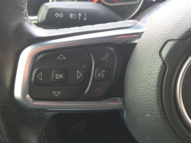 Used 2020 Jeep Wrangler Unlimited Sahara image 37