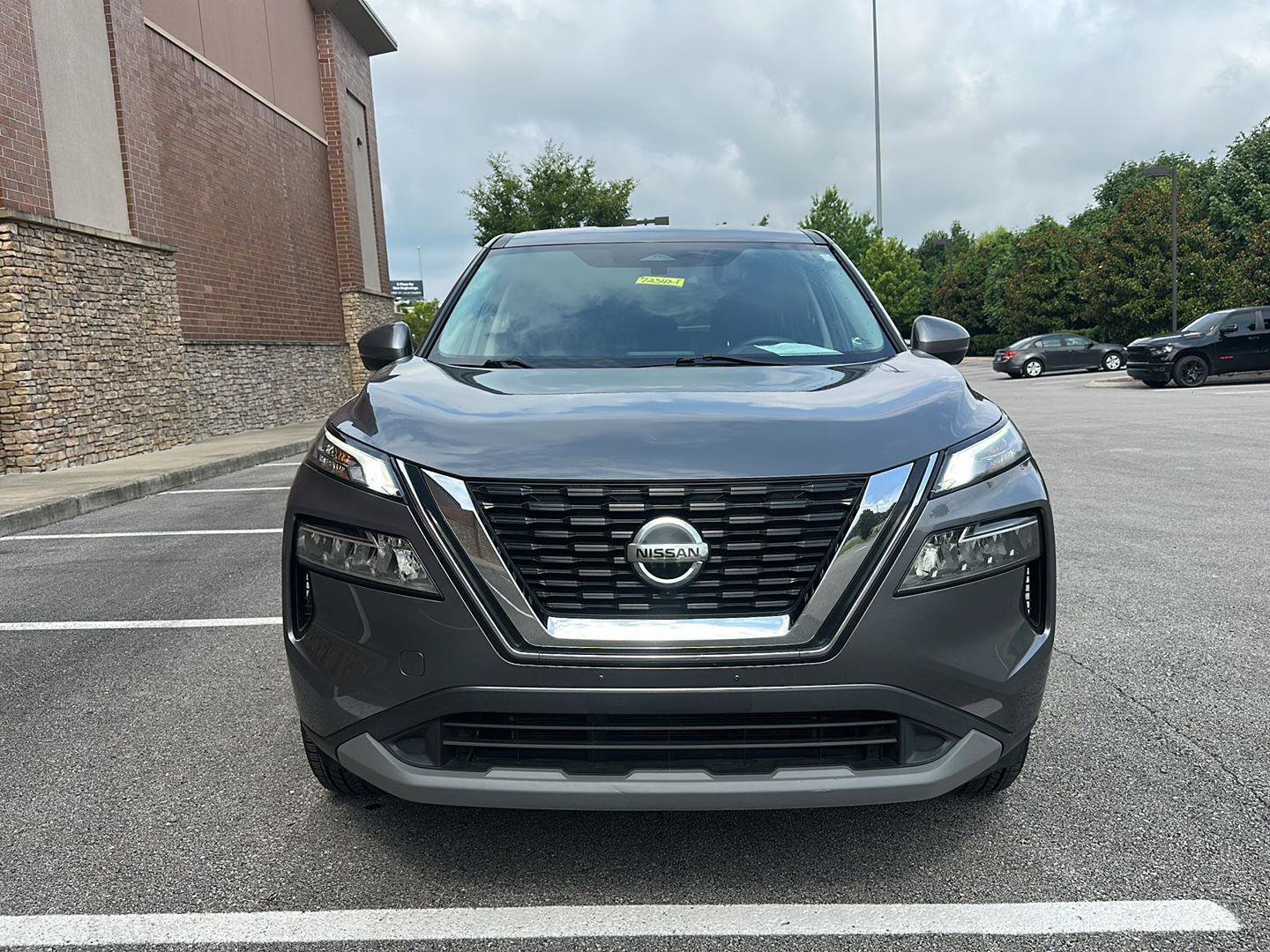 Used 2021 Nissan Rogue SV AWD/4WD image 8