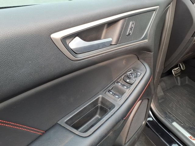 Certified 2024 Ford Edge ST-Line AWD/4WD image 14