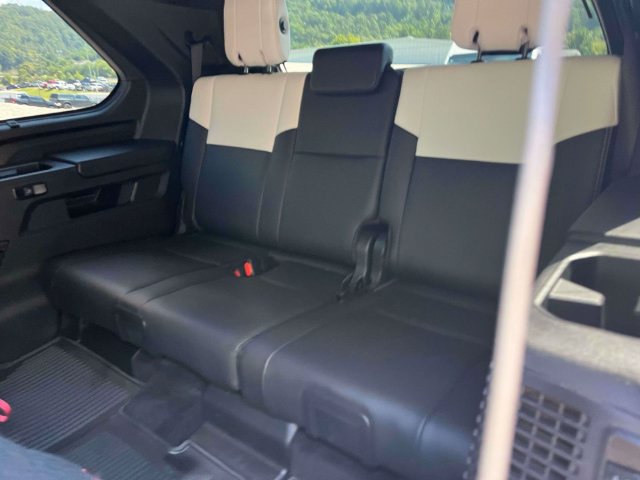 Used 2024 Toyota Sequoia Capstone AWD/4WD image 19