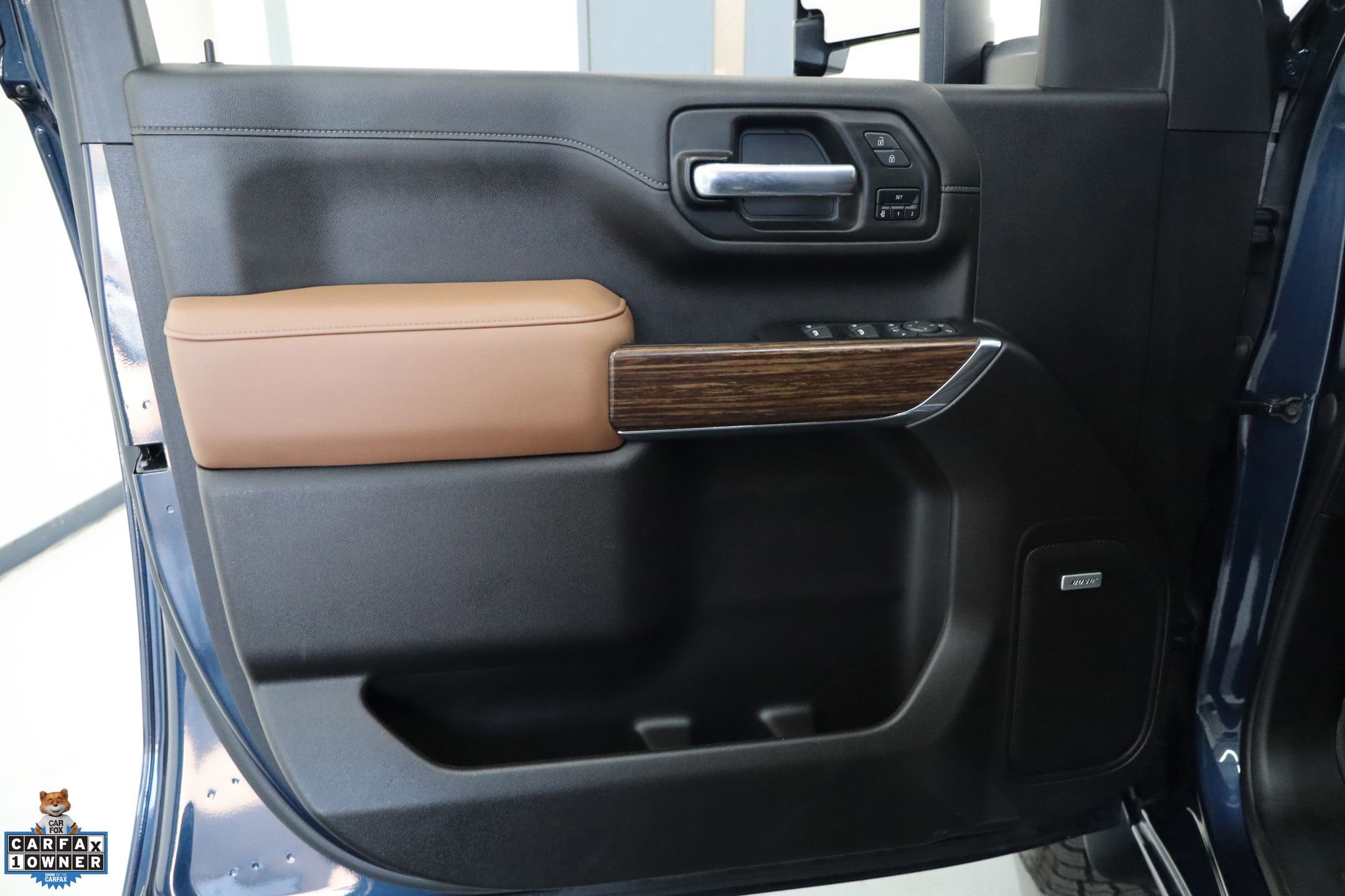 Used 2023 Chevrolet Silverado 3500 High Country image 13