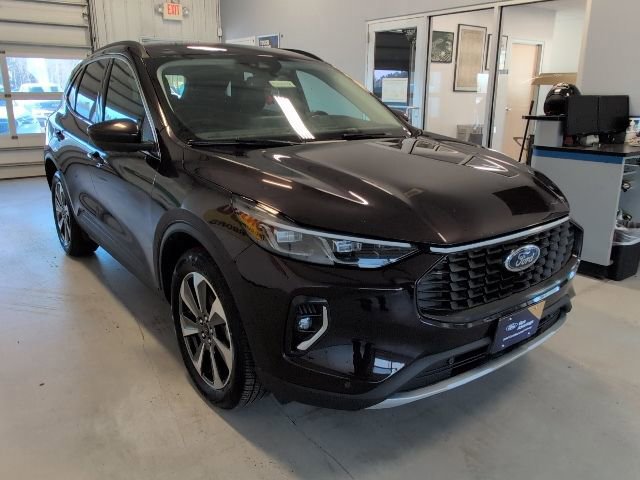 Certified 2023 Ford Escape Platinum image 8