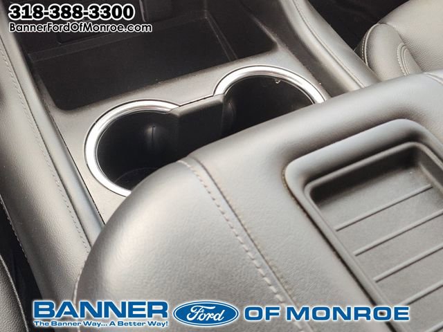 Used 2022 Chevrolet Tahoe Z71 w/ Luxury Package AWD/4WD image 21