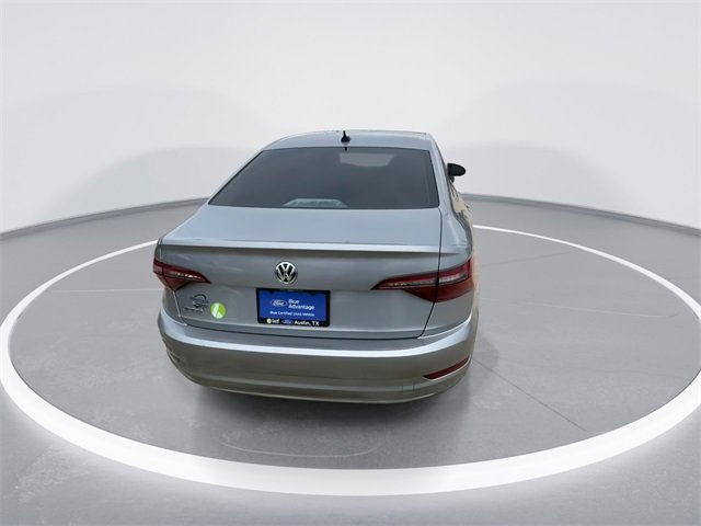Used 2021 Volkswagen Jetta SE image 4