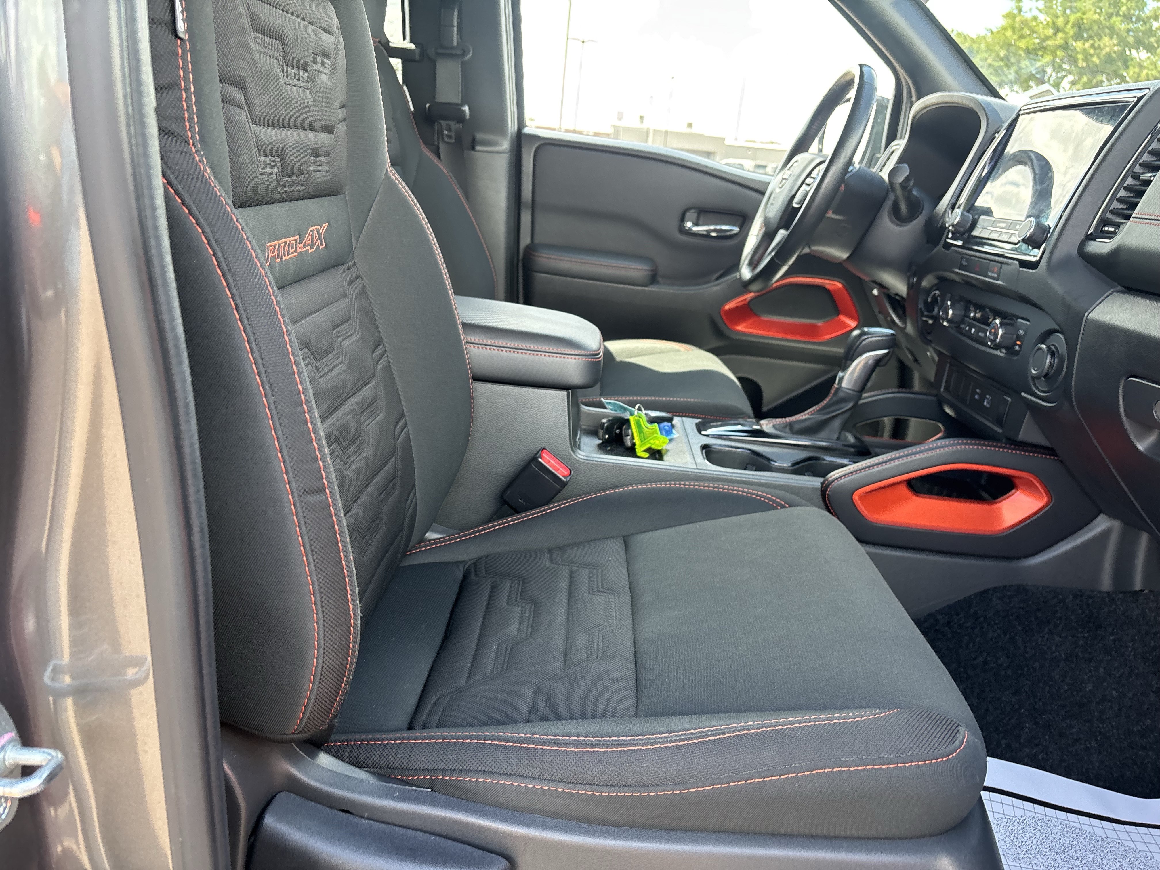Used 2024 Nissan Frontier PRO-4X AWD/4WD image 24