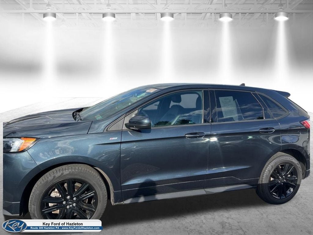 Certified 2022 Ford Edge ST-Line w/ Class II Trailer Tow Package AWD/4WD image 5