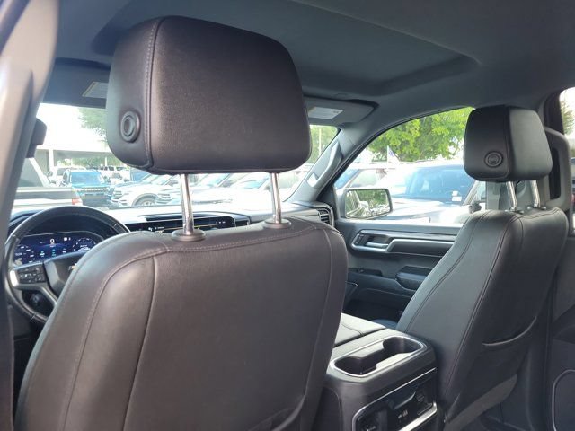 Used 2022 Chevrolet Silverado 1500 LTZ RWD image 13