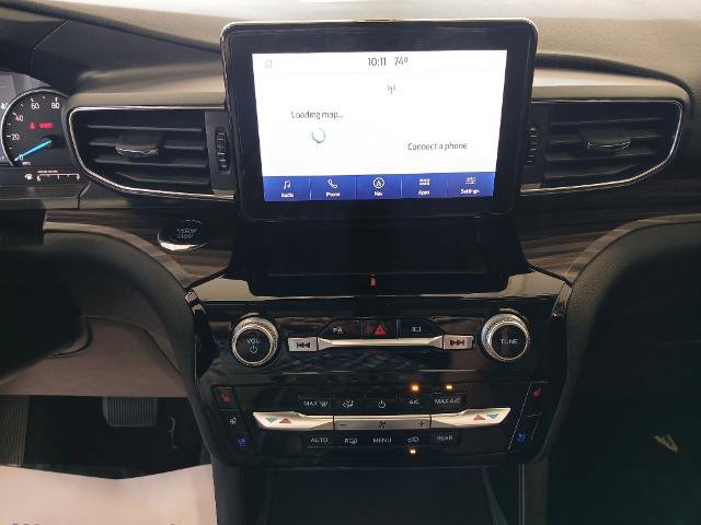 Certified 2022 Ford Explorer Limited w/ Class IV Trailer Tow Package image 15