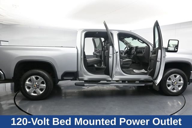 Used 2022 Chevrolet Silverado 3500 LTZ AWD/4WD image 32