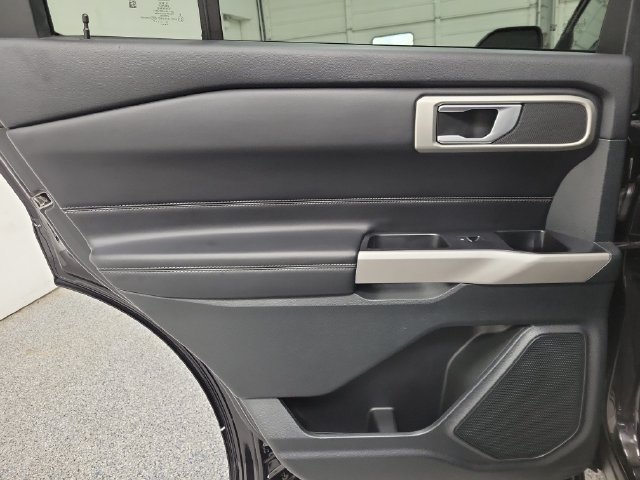 Certified 2023 Ford Explorer XLT AWD/4WD image 11