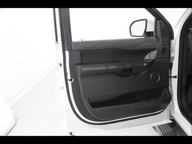 Certified 2023 Ford Expedition Limited AWD/4WD image 6