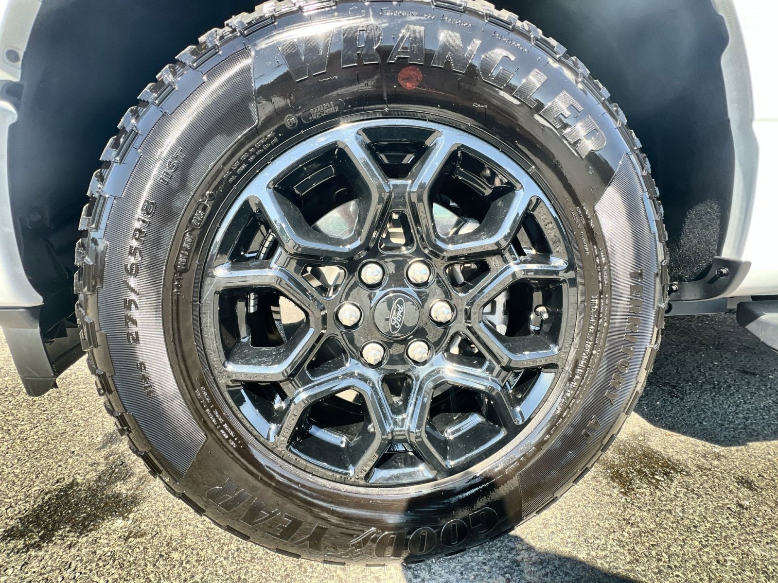 Certified 2025 Ford F150 XLT w/ Equipment Group 302A MID image 12