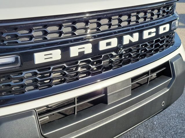 Certified 2025 Ford Bronco Sport Outer Banks w/ Outer Banks Tech Package+ AWD/4WD image 13