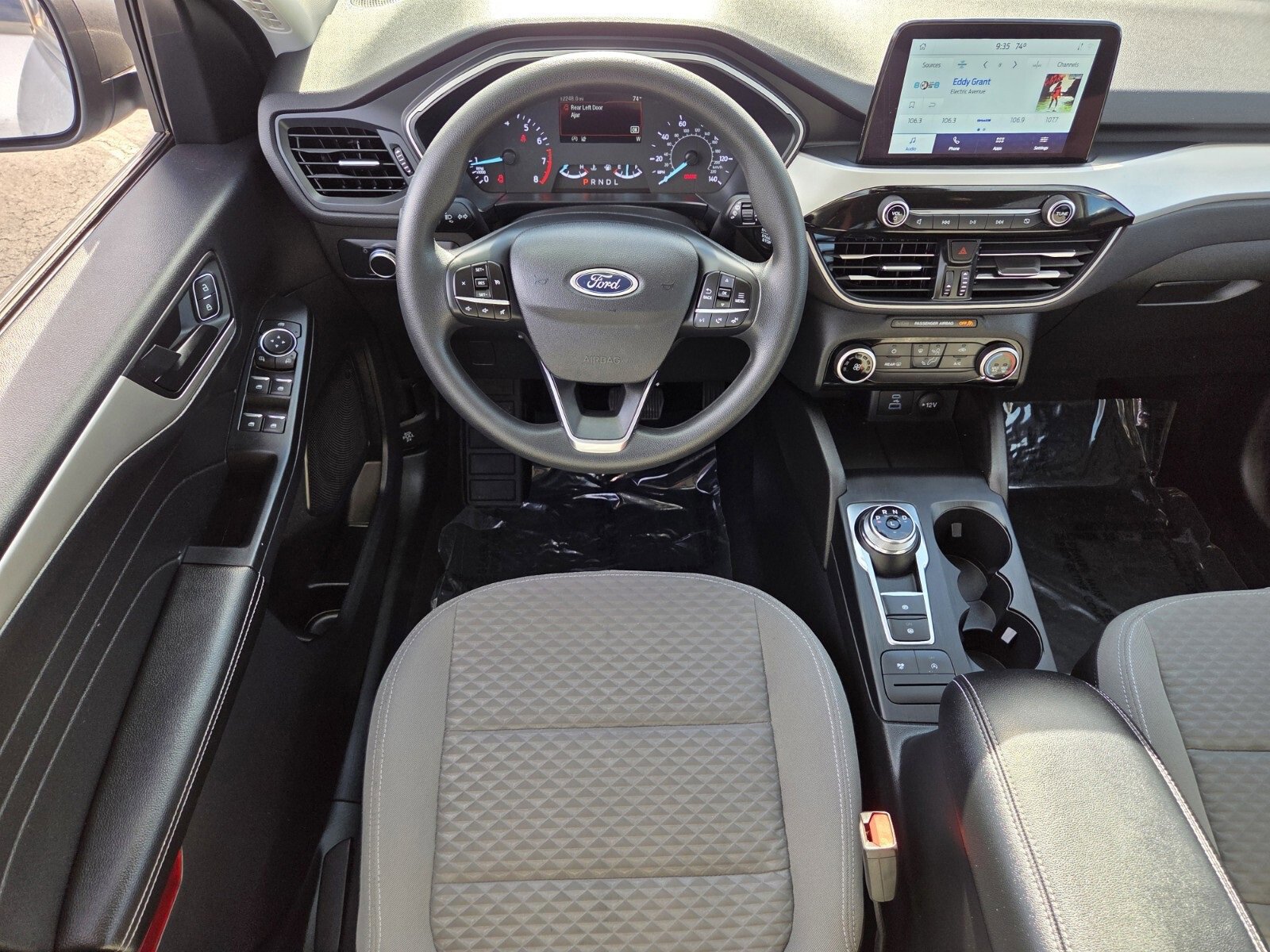 Certified 2022 Ford Escape SE image 12