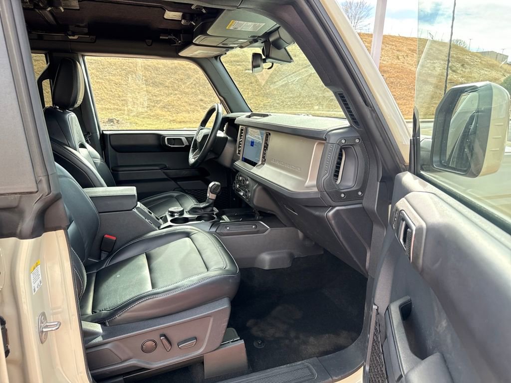Certified 2025 Ford Bronco Outer Banks AWD/4WD image 29