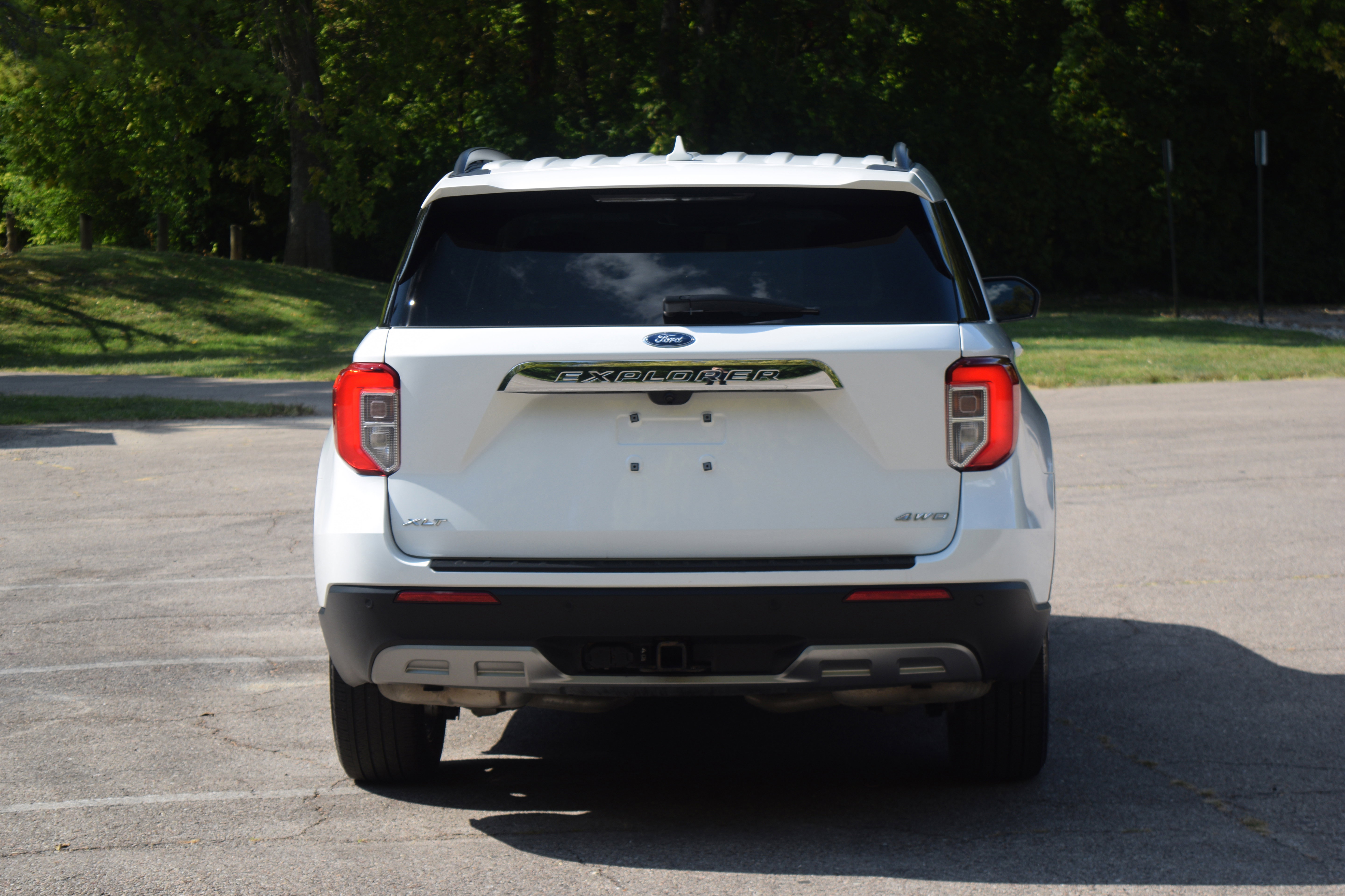 Certified 2022 Ford Explorer XLT w/ Equipment Group 202A image 24