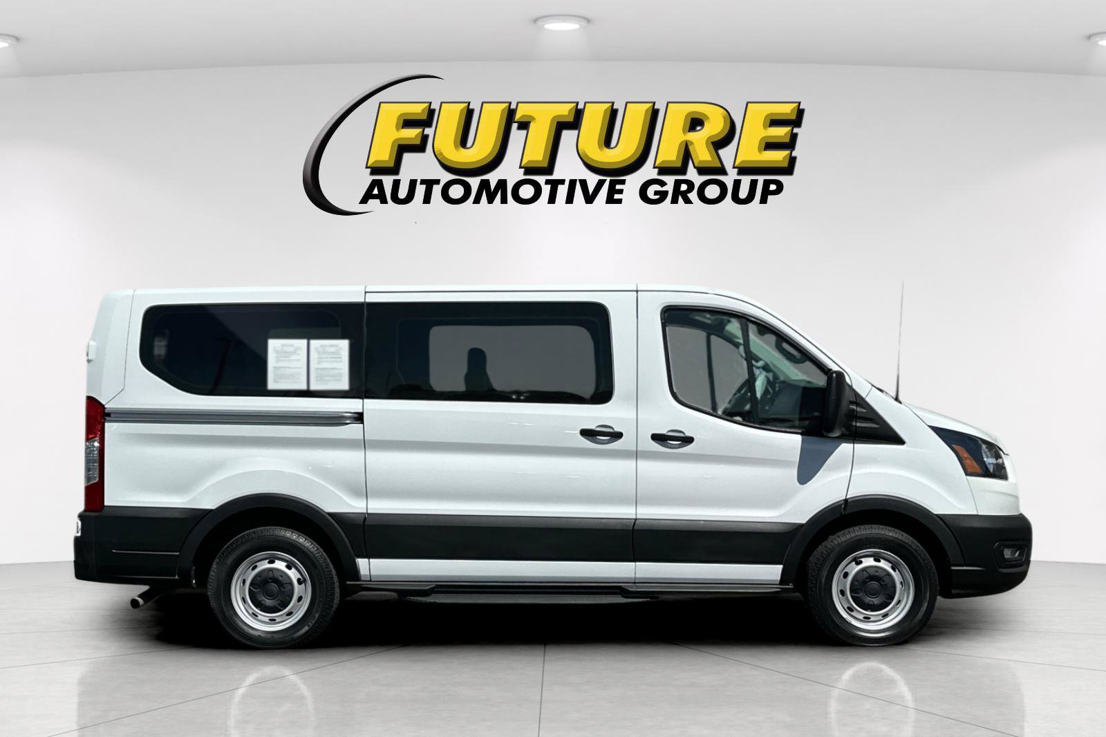 Certified 2021 Ford Transit 150 XL RWD image 2