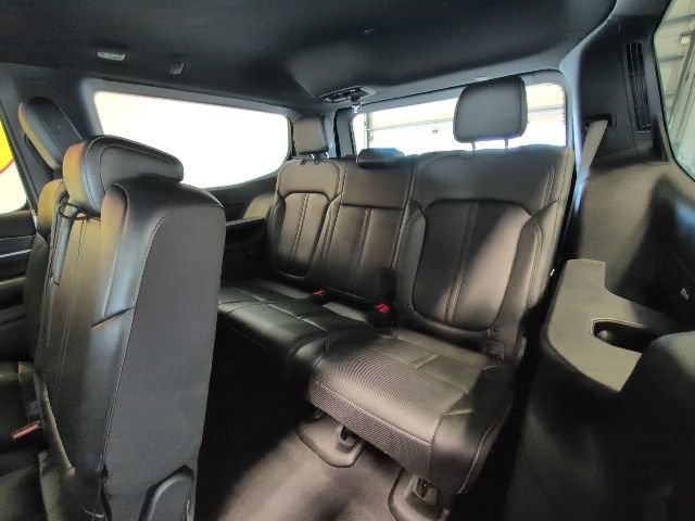 Used 2023 Jeep Wagoneer Series II AWD/4WD image 35