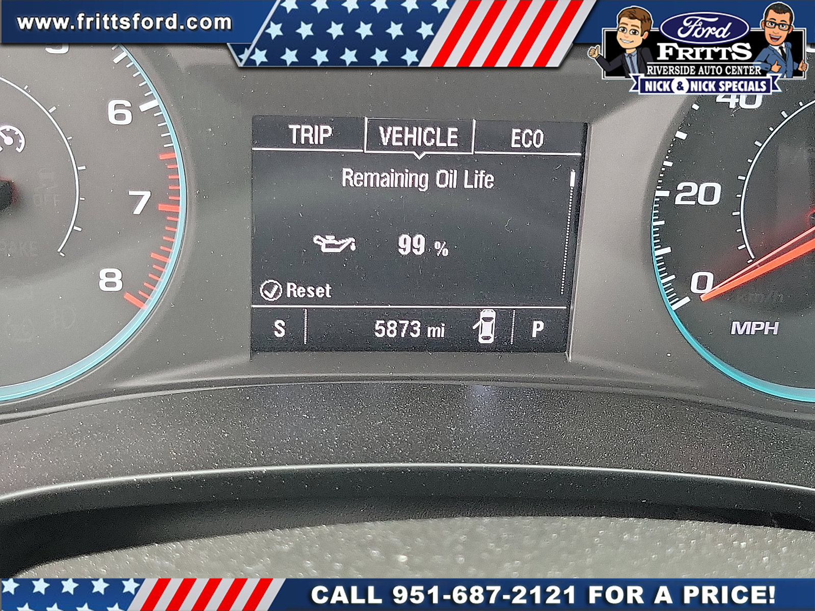 Used 2025 Chevrolet Malibu RS FWD image 2