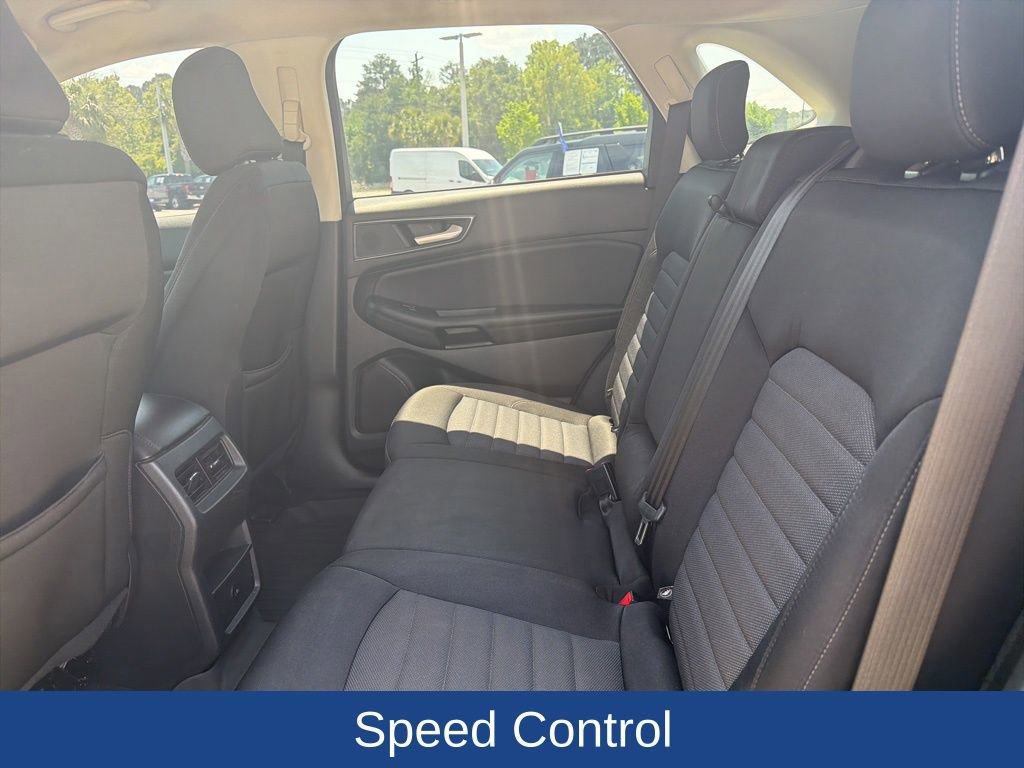 Certified 2023 Ford Edge SE w/ Black Appearance Package AWD/4WD image 16