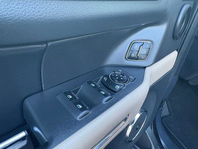 Certified 2024 Ford Expedition Limited image 11