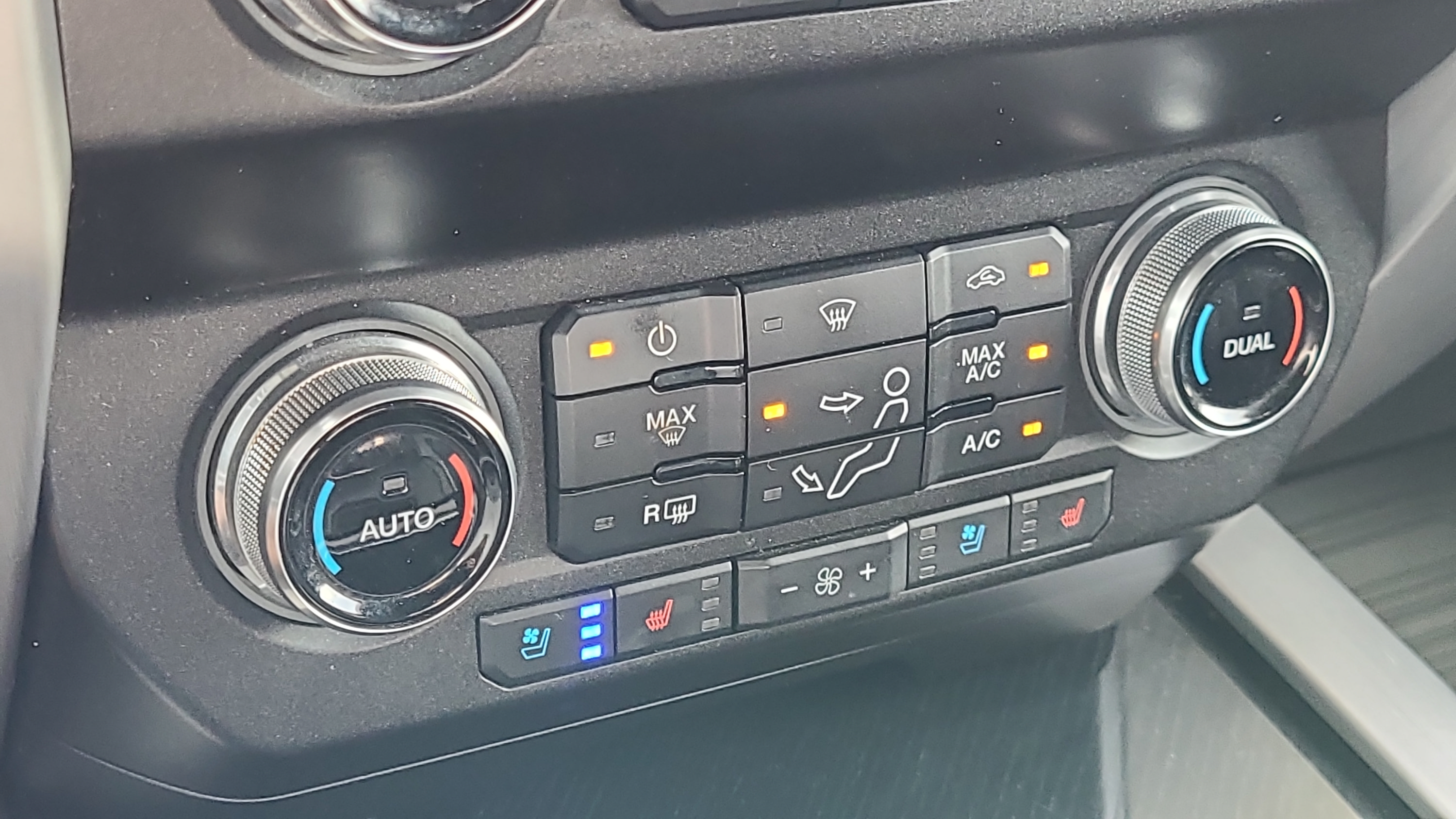 Certified 2020 Ford F250 Platinum AWD/4WD image 22