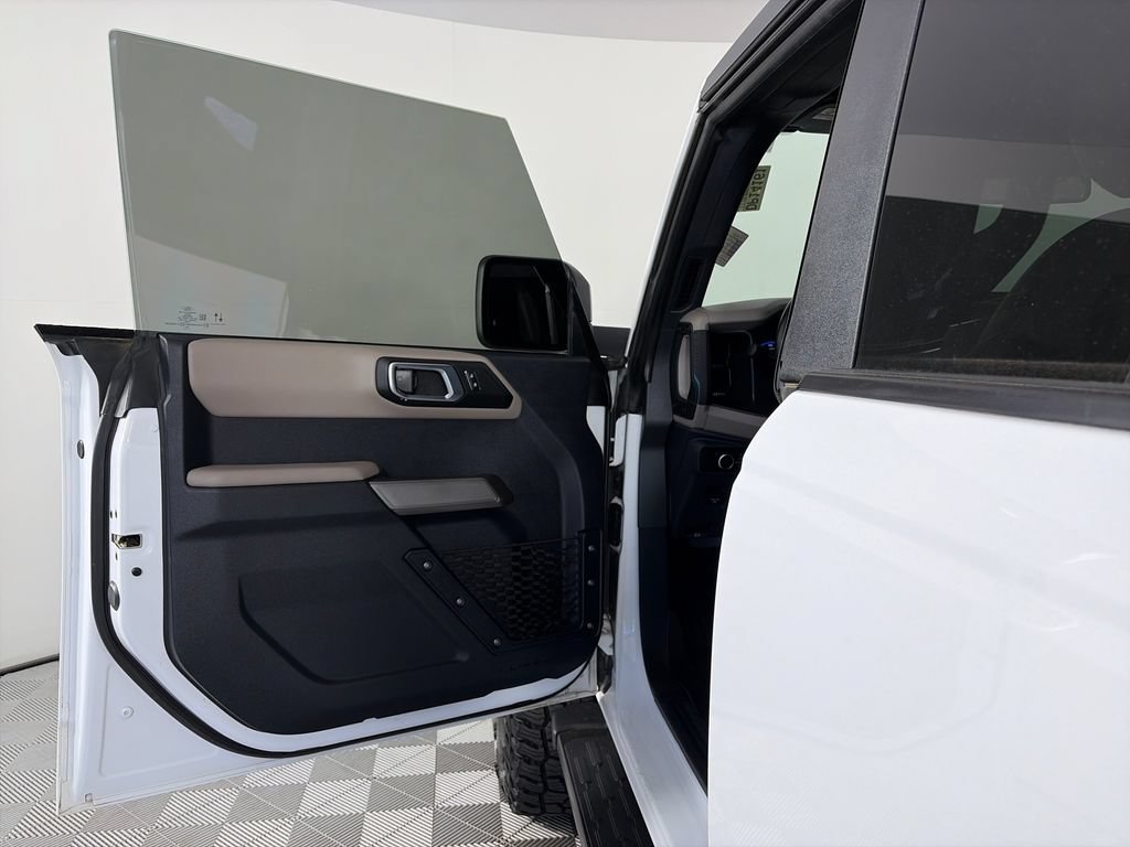 Certified 2023 Ford Bronco Wildtrak AWD/4WD image 10