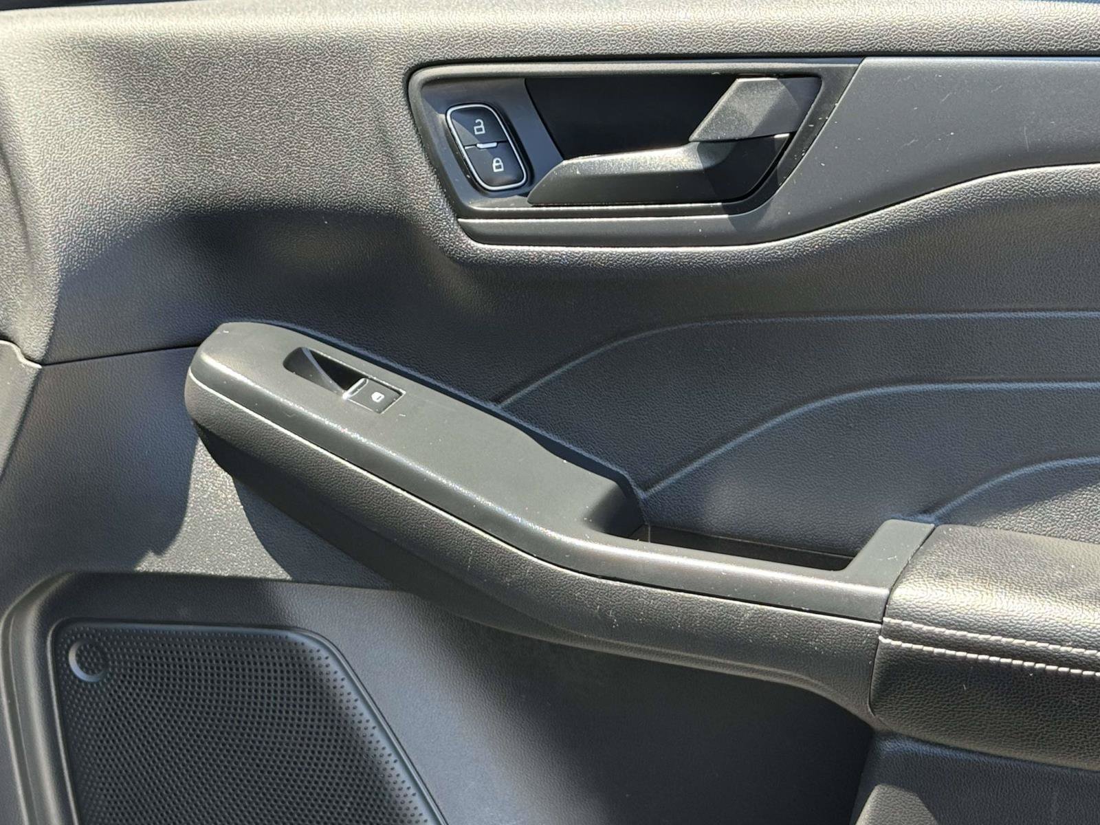 Certified 2025 Ford Escape Active AWD/4WD image 26