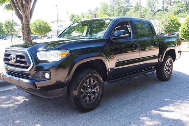 Used 2023 Toyota Tacoma SR5 AWD/4WD image 3