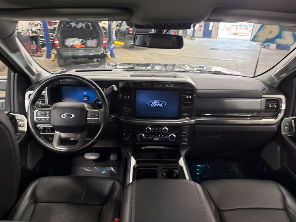 Certified 2024 Ford F450 Lariat w/ Lariat Ultimate Package AWD/4WD image 15