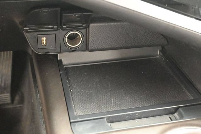 Used 2023 Toyota Camry SE FWD image 25