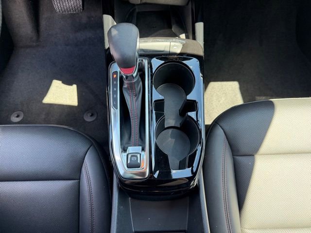 Used 2024 Chevrolet Trax RS w/ Sunroof Package FWD image 18