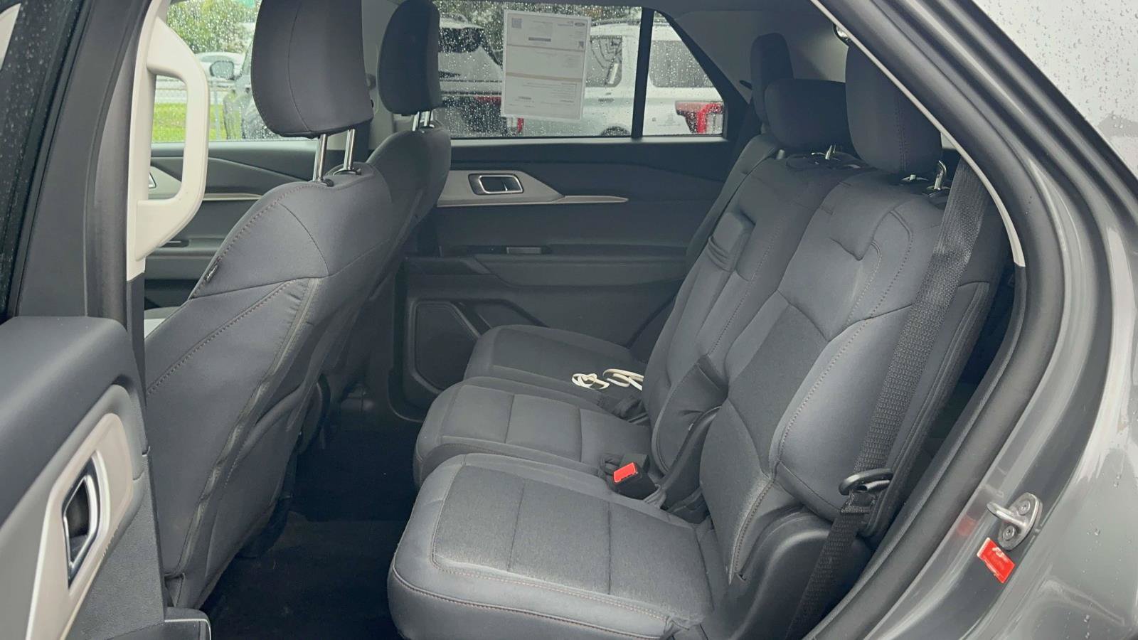 Certified 2025 Ford Explorer Active AWD/4WD image 14