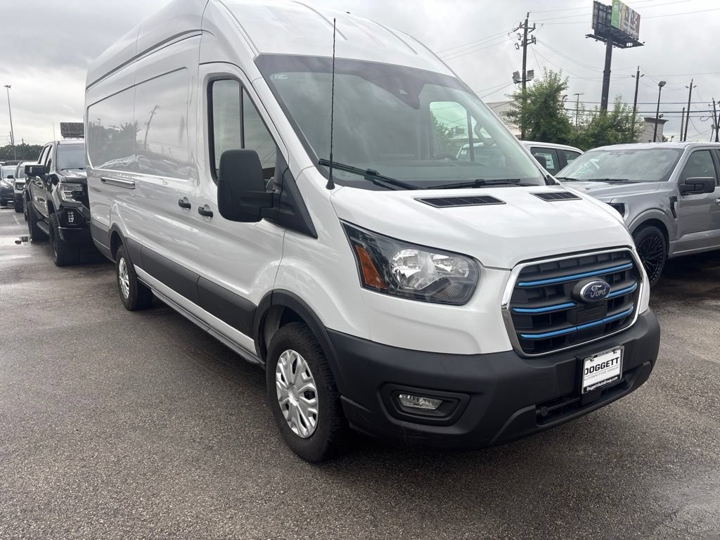 Certified 2023 Ford E-Transit 148 High Roof Extended RWD image 4