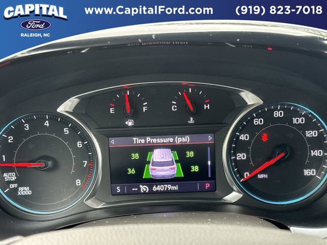 Used 2022 Chevrolet Traverse LT FWD image 25